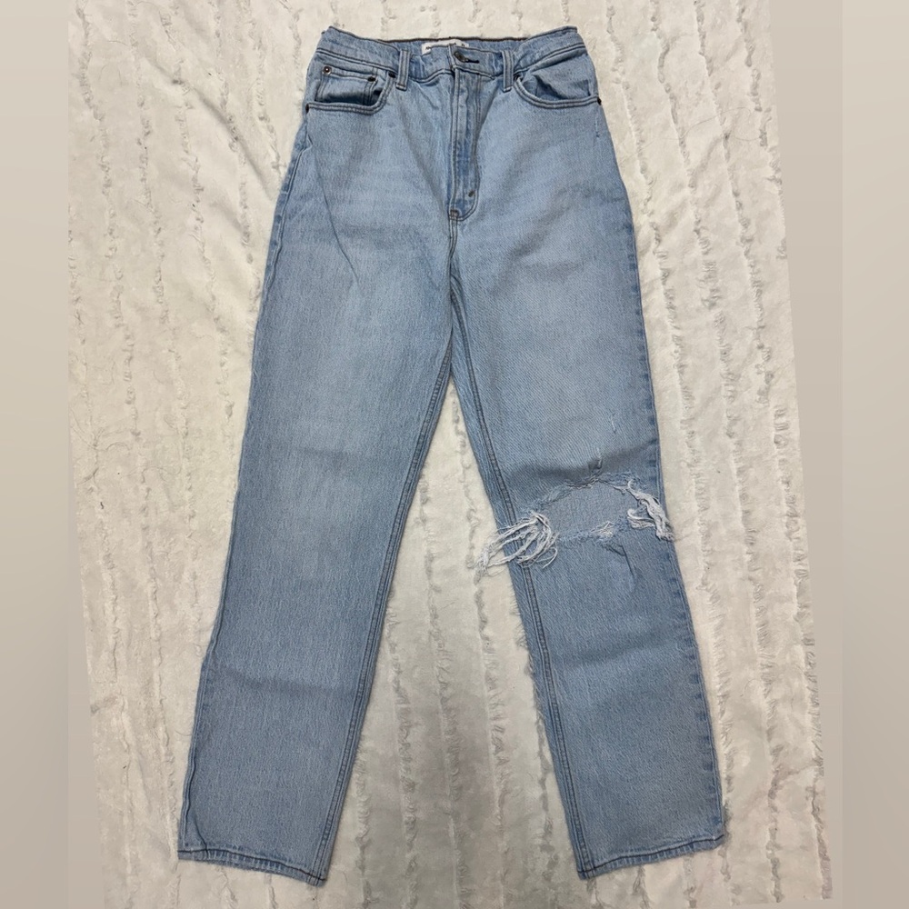 Abercrombie & Fitch Light Wash Straight Leg Jeans